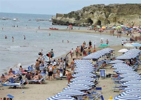 Catania (Sicilia) Guida alle saune e agli stabilimenti balneari gay ...